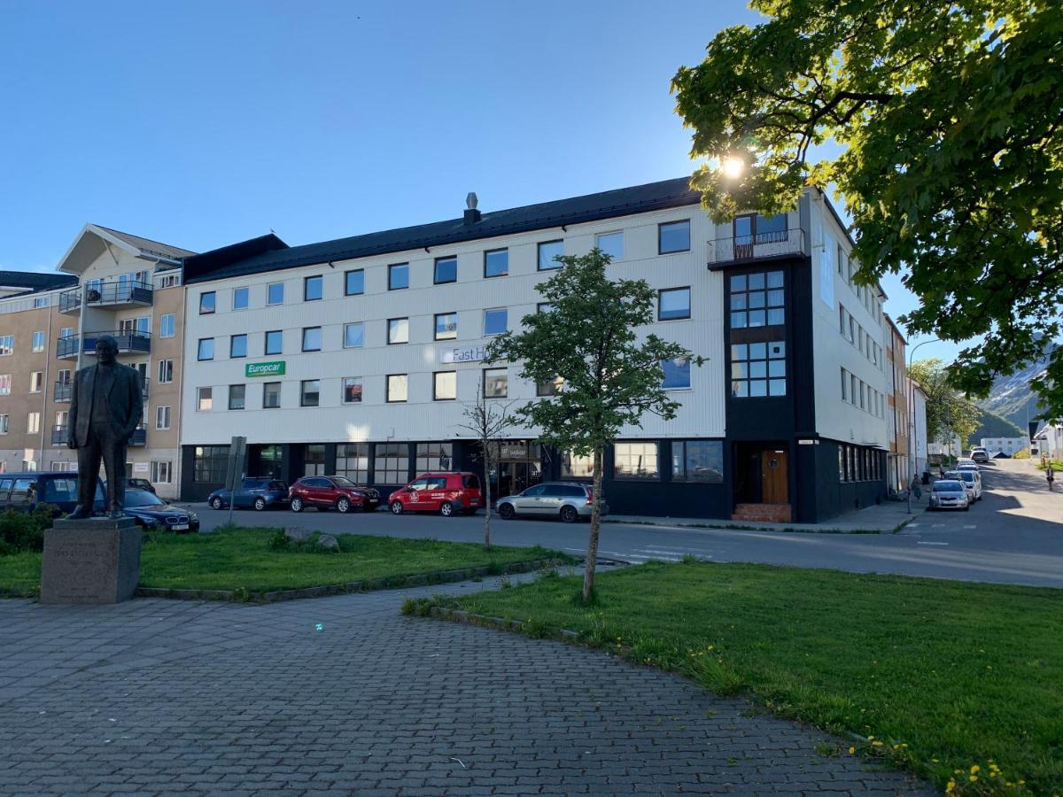 Fast Hotel Свольвер Экстерьер фото