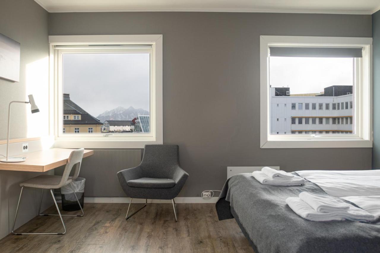 Fast Hotel Свольвер Экстерьер фото
