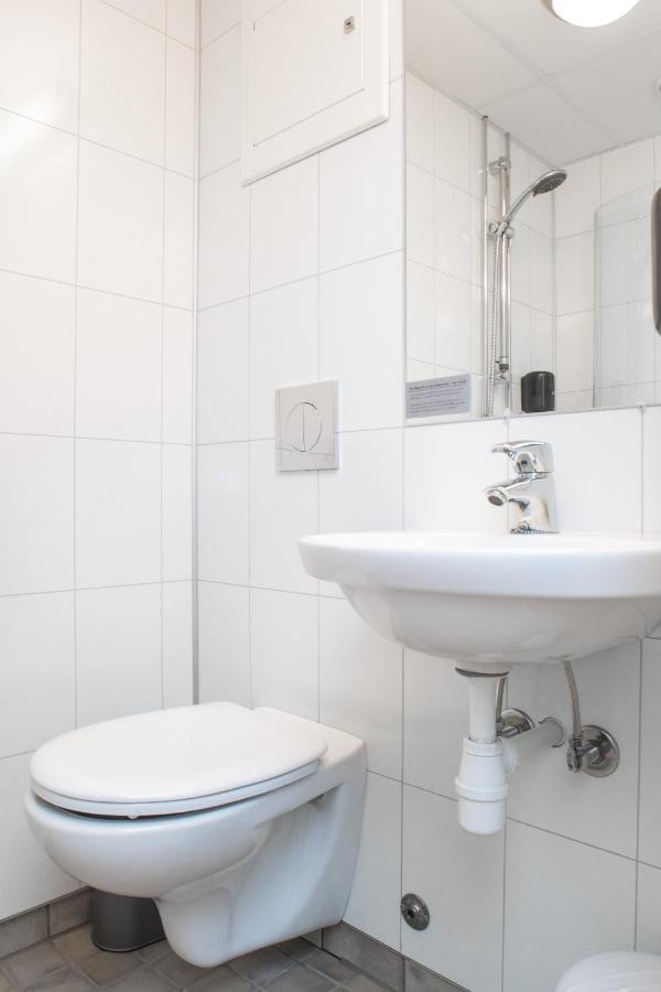 Fast Hotel Свольвер Экстерьер фото