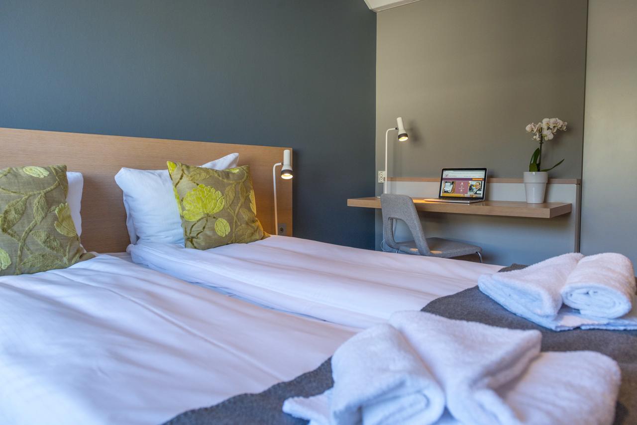 Fast Hotel Свольвер Экстерьер фото