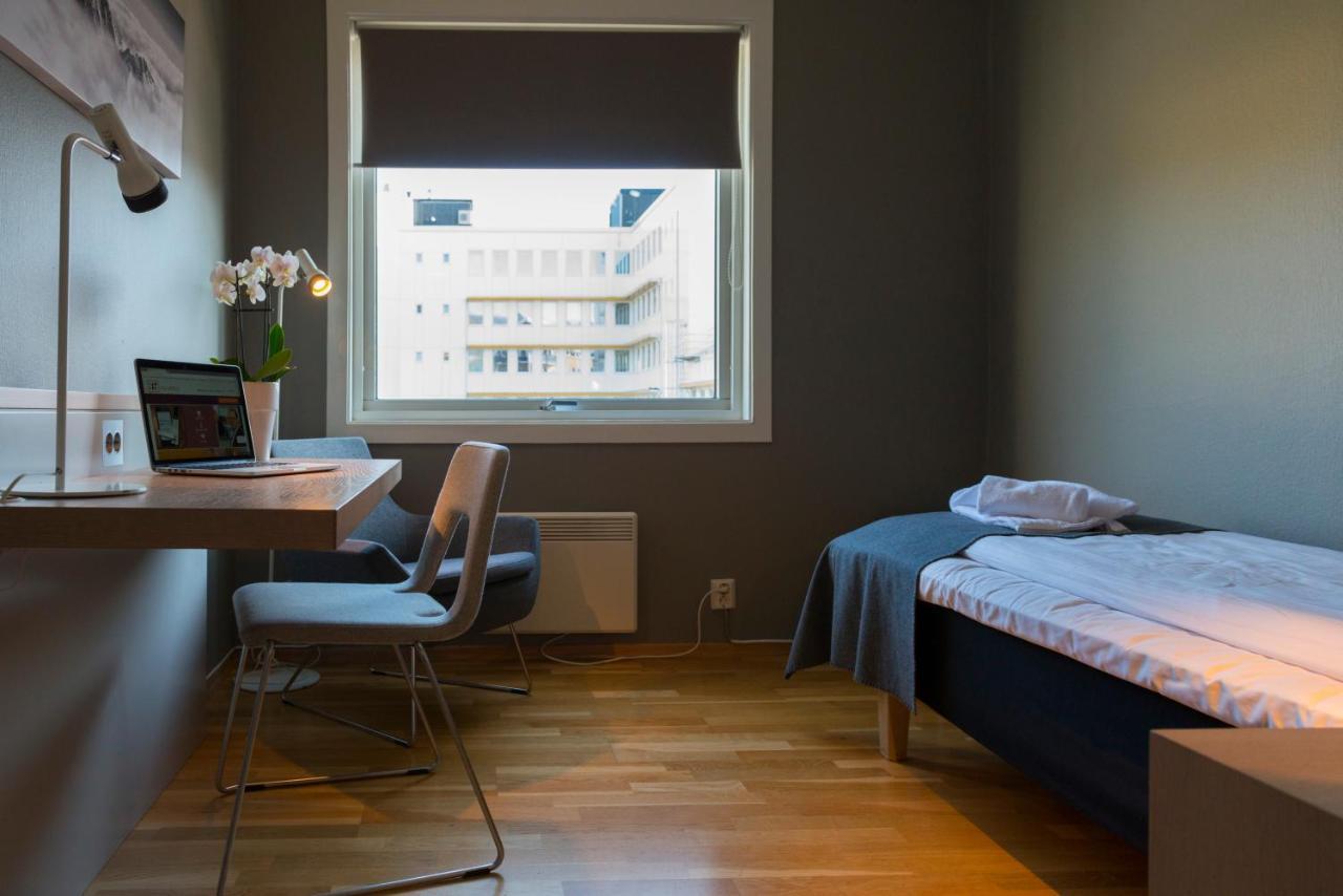 Fast Hotel Свольвер Экстерьер фото